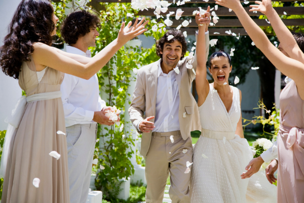 Animer votre journée de mariage : quels jeux et activités ?