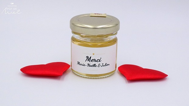 cadeau  d'invité_un petit pot de miel personnalisé