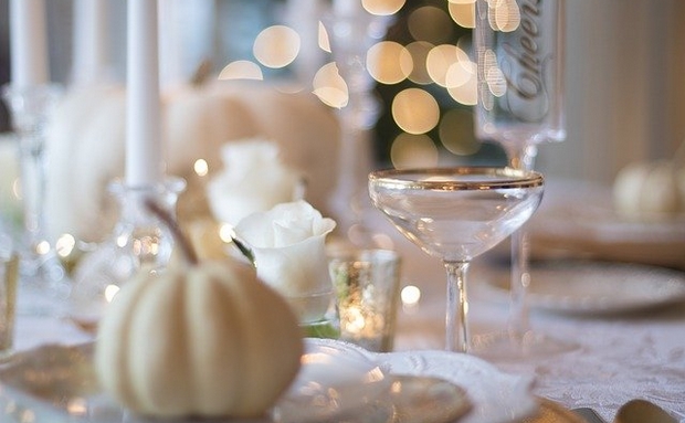 table de mariage avec la decoration