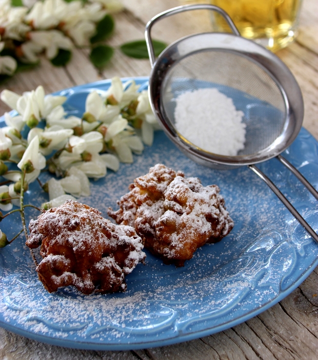 beignets de fleurs d'acacia